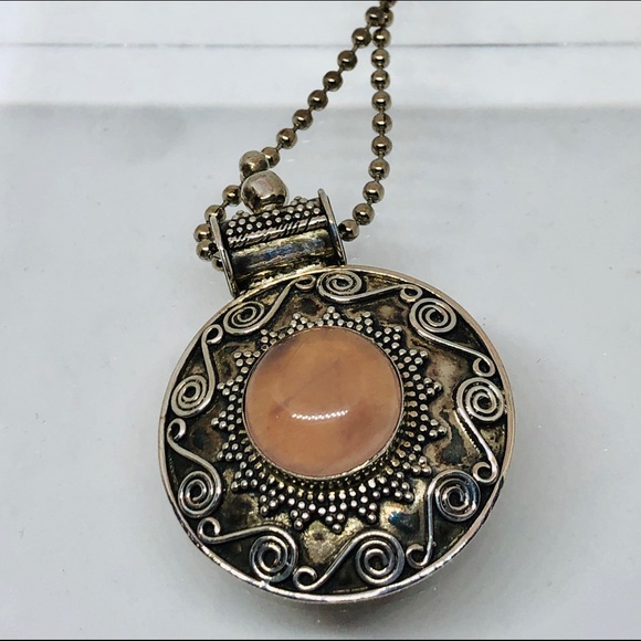 Jewelry - 🍃💐Pink moonstone in sterling pendant💐🍃